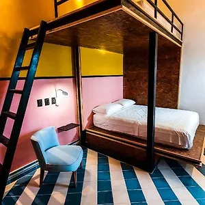 casa-movida-hostel.cartagena-hotels.org/